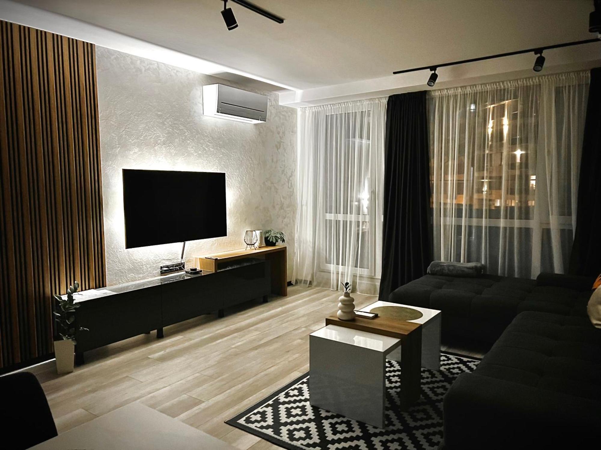 A-Brilliant, New! Spacious & Modern Apartment In Varna Whit Garage 외부 사진