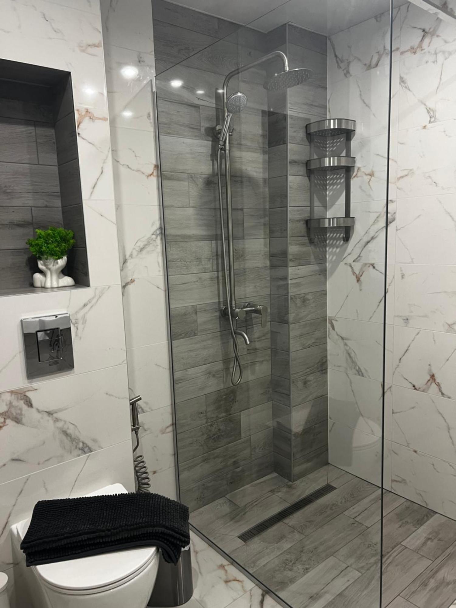 A-Brilliant, New! Spacious & Modern Apartment In Varna Whit Garage 외부 사진
